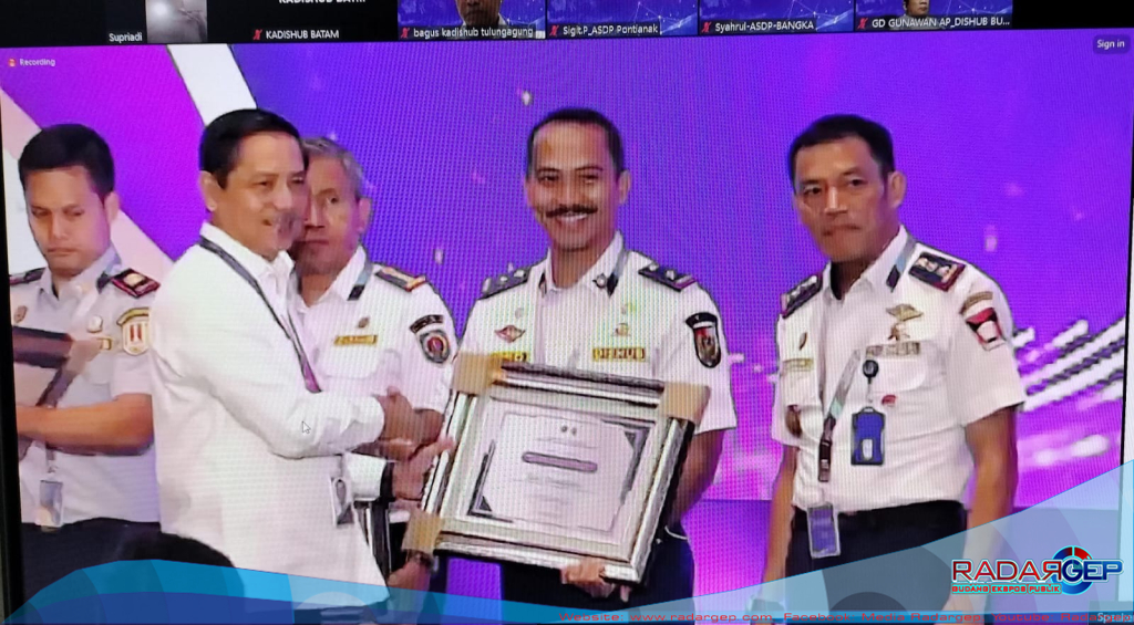 Pekanbaru Raih Penghargaan Penyelenggaraan Angkutan Umum Terbaik